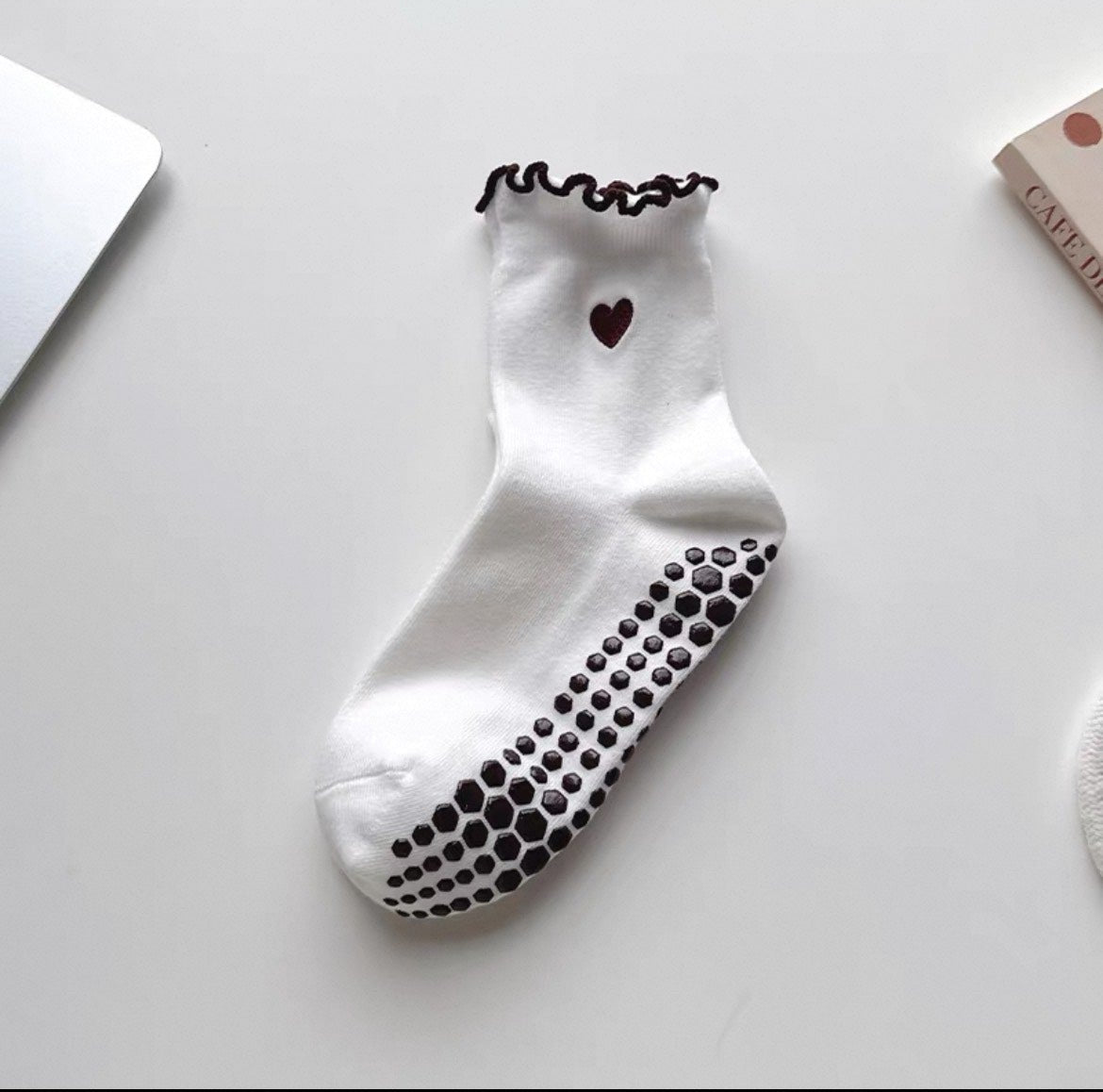 Sweetheart Ruffle-Edge Socks: Valentine’s Special Edition Limited stocks